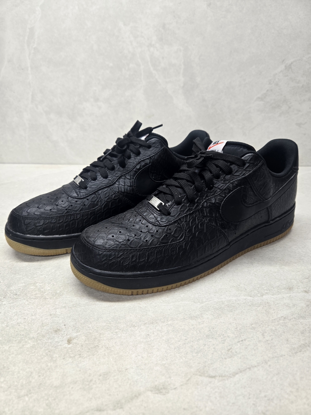 2014 Nike Air Force 1 ’07 LV8 “Black Croc / Gum” – 718152-002
